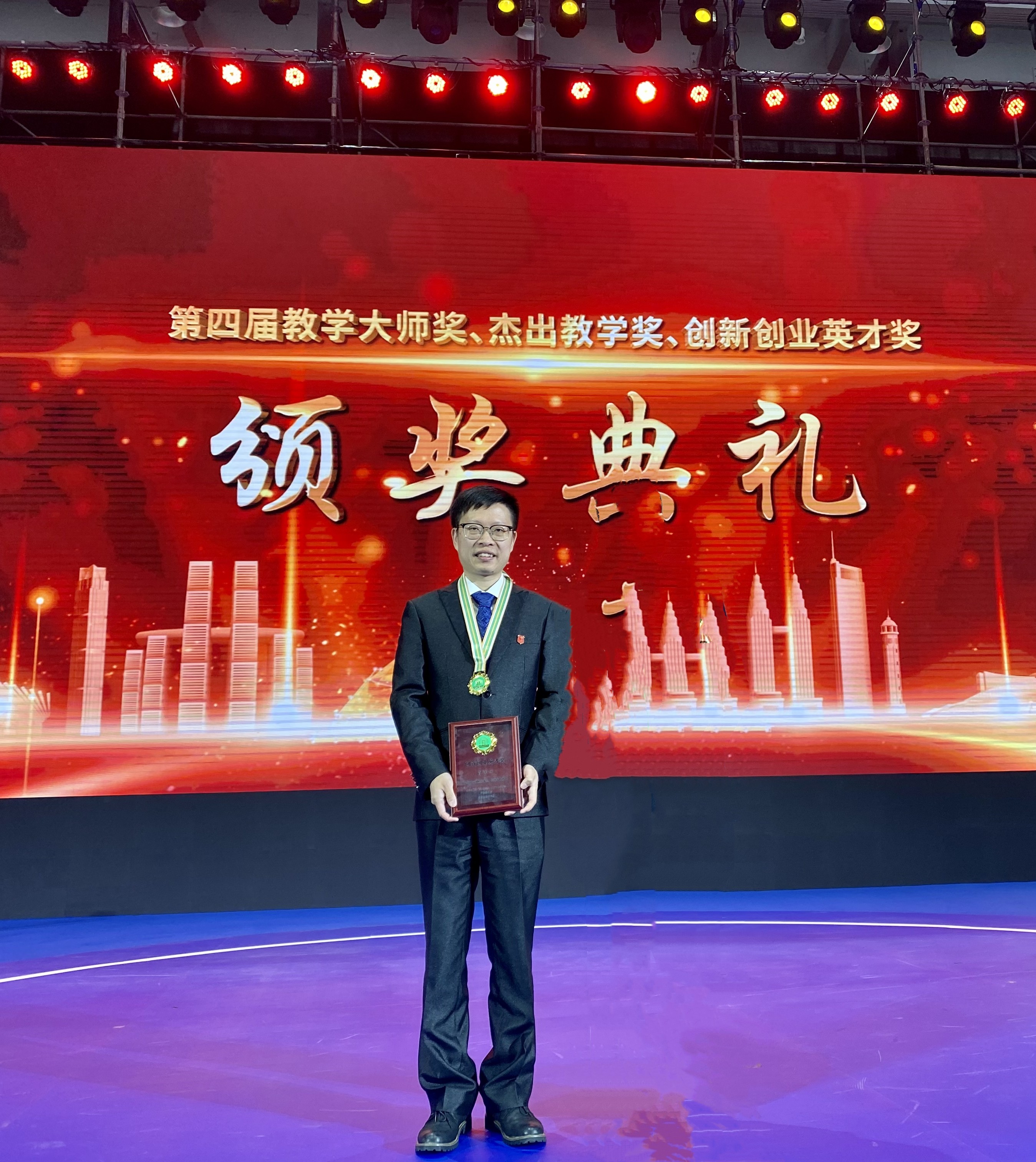 精品久久久久久无码人妻